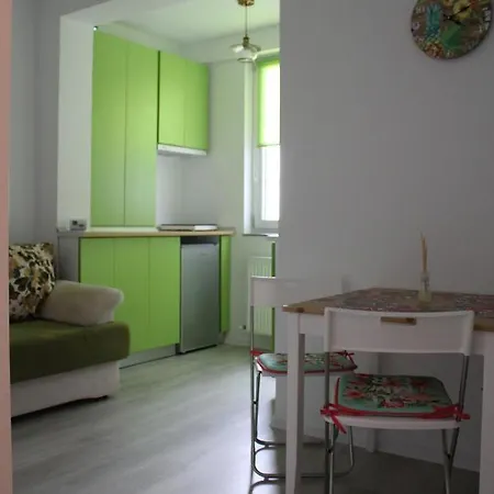 Olivia Apartment *